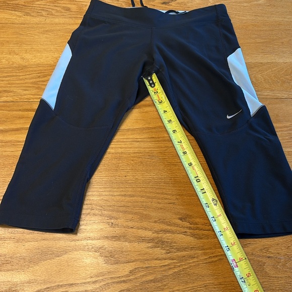 Nike Lady Filament Capri Running Tights - Picture 6 of 6